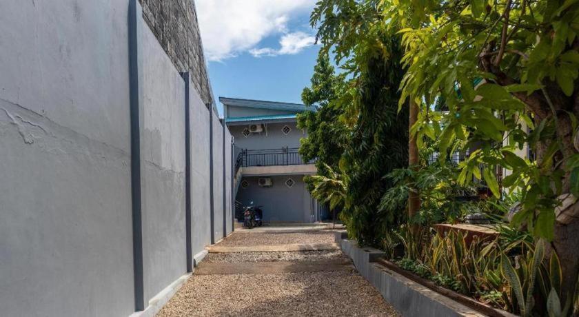 Spot On 2063 Bethania Residence Kupang  Exterior photo